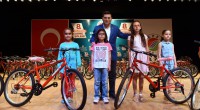 140 okul birincisine bisiklet