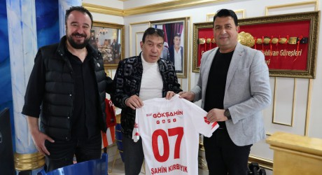 Kırbıyık Holding Kepezspor’a sponsor oldu