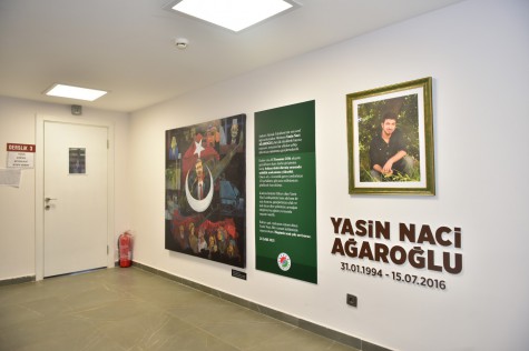 Yasin Naci Ağaroğlu Kütüphanesi