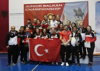 Balkan şampiyonu Kepez’den