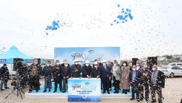 Antalya’ya yeni yıl hediyesi ‘Balıkçılar Çarşısı’ 