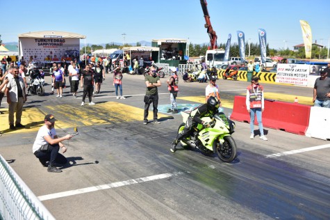 Türkiye Drag Şampiyonası Kepez’de