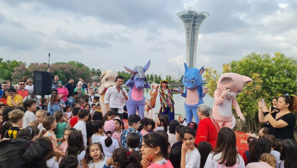 Expo Antalya, Kepez’in çocuk çiftliği etkinliğiyle şenlendi 