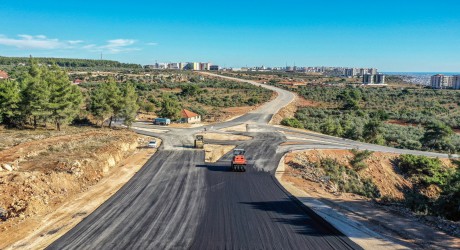 Tütüncü’den ustalık dönemine yakışır yol yapımı