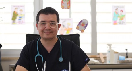 Dr. Demir uyardı: “Çocuklarınızı güneş ışınlarından koruyun”
