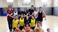 Kepez’in kızları şampiyonlarla oynayacak
