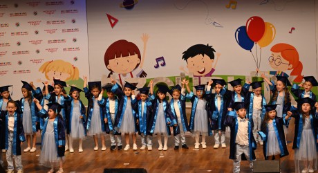 Kepez’in kreşlerinde yıl sonu heyecanı