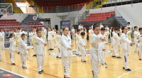 Kepez tekvandoda kuşak heyecanı