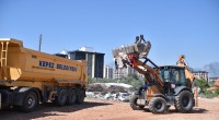 Kepez Belediyesi’nden temizlik operasyonu