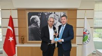 Kepez’den Jambıl Jabayev Parkı’na anıt
