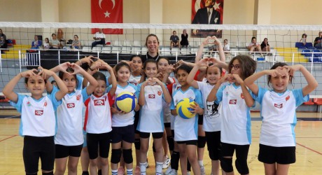 Kepez’de spor dolu yaz tatili