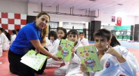 Spor yaparken sosyalleşiyorlar