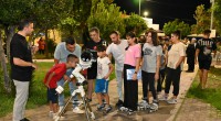 Kepezli çocuklar uzayı gözlemliyor
