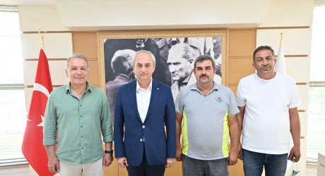 Başkan Kocagöz’den, duyarlı personele ödül