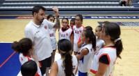 Minik basketçilerden hazırlık maçı