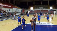 Minik basketçilerden hazırlık maçı