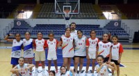 Minik basketçilerden hazırlık maçı