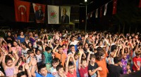 Kocagöz’den Kepez’in çocuklarına palyaço sürprizi