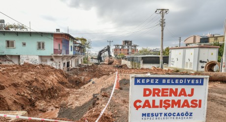 Varsak Demirel’in su taşkını sorunu çözülüyor
