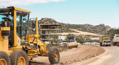 Kepez tek araçlık yolu genişletti