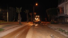 Kepez gece de çalışıyor, mahallelere konfor geliyor