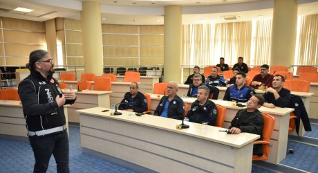 Kepez Zabıtası’na Uyuşturucuyla Mücadele Eğitimi