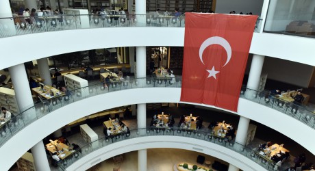 Antalya Kütüphanesi’ne 1 Milyon Ziyaretçi