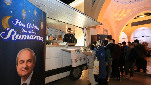 Kepez’de lokmalar döküldü 