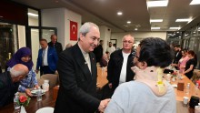 Kocagöz, Hasta Yakınları Konukevi iftarına katıldı