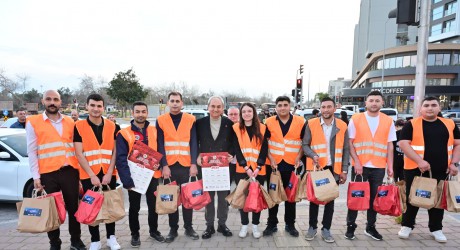 İftarlık kumanyalar Kepez’den