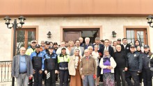 Yaşlılara Saygı Haftası’nda Kepez’in huzurevine anlamlı ziyaret