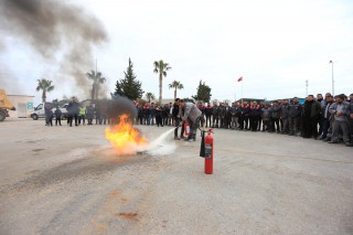 Kepez’den çalışanlarına yangın eğitimi