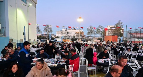 Kepez’den 3 mahalleye iftar