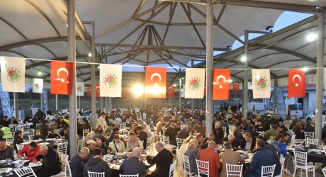 Kepez’in Ramazan sofraları Kızıllı da kuruldu