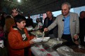 Kocagöz’den komşularına iftarda yemek servisi
