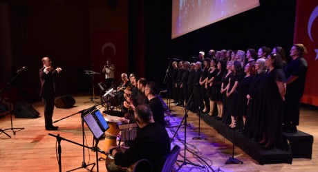 Tayfun Aygün THM Korosu’ndan23 Nisan’a özel konser