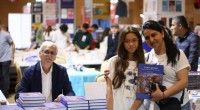 Kepez Kitap Fuarı’nın ikinci gününde yazarlar okurlarıyla buluştu