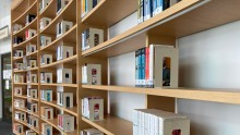 Kepez’den Ceza İnfaz Kurumu kütüphanesine anlamlı bağış