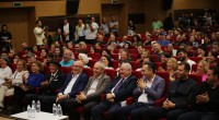 Uğur Dündar, Kepez Kitap Fuarı’nda “Basın Özgürlüğü”nü anlattı
