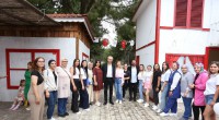 Kepez’de renkli Anneler Günü Etkinliği: Anneler yarıştı, çocuklar izledi