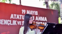 Kepez Belediyesi, “Sahne Senin” etkinliğiyle gençlere fırsat verdi