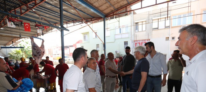 Başkan Vekili Alptekin, Kepez’in kurban kesim alanlarını denetledi