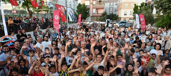 Mahallelerde eğlence “Sahne Kepez” ile başladı  