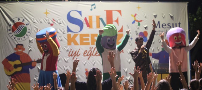 “Sahne Kepez” ile sanat sokakta, eğlence mahallelerde