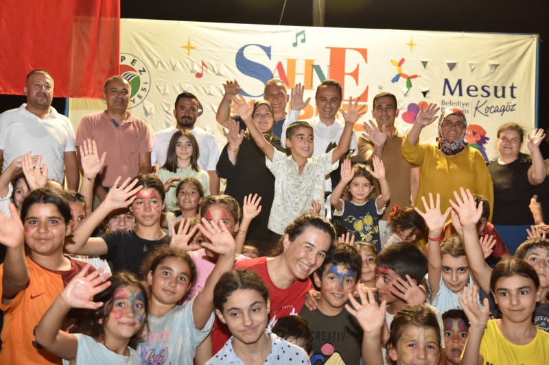 “Sahne Kepez” ile Zeytinlik’te Eğlence Dolu Gece!