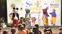 Kirişçiler Mahallesi ‘Sahne Kepez’le şenlendi