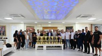 Başkan Kocagöz, Kick Boks sporcularını ağırladı