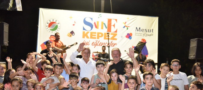 Avni Tolunay Mahallesi Sahne Kepez ile renklendi