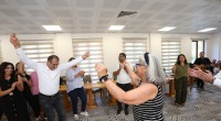 Kepez Şefkat ve Huzurevi’nde renkli etkinlik; çiçekler dikildi, gönüller ısındı