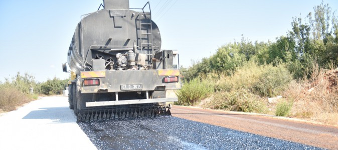 Kepez’in Odabaşı Mahallesi’ndeki 30 sokakta sathi asfalt hazırlığı